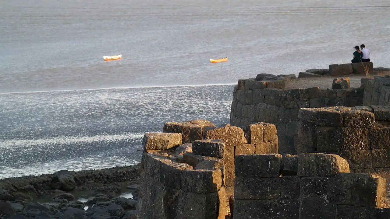 Top 12 One-Day Getaways from Mumbai: Nature & History Waits 19 Alibag_Fort