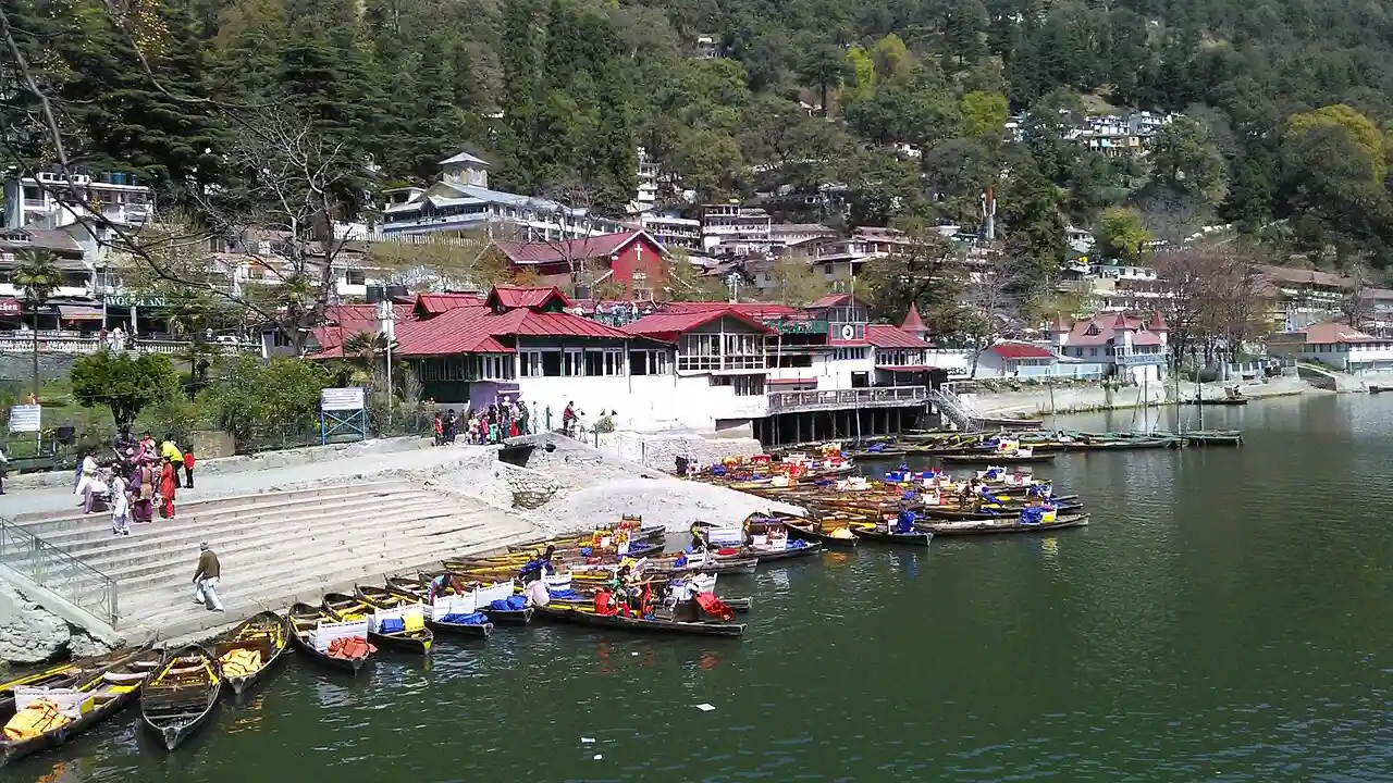 Uttarakhand Travel: 6 Places You Can’t Miss 10 Naini_Lake_Nainital