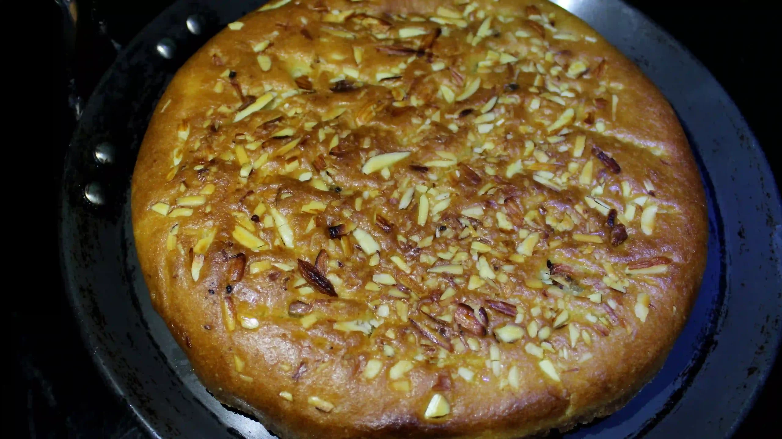 Murshidabad: Unforgettable Travel into History 16 Shahi_Sheermal_-_The_Sweet_Bread_of_India