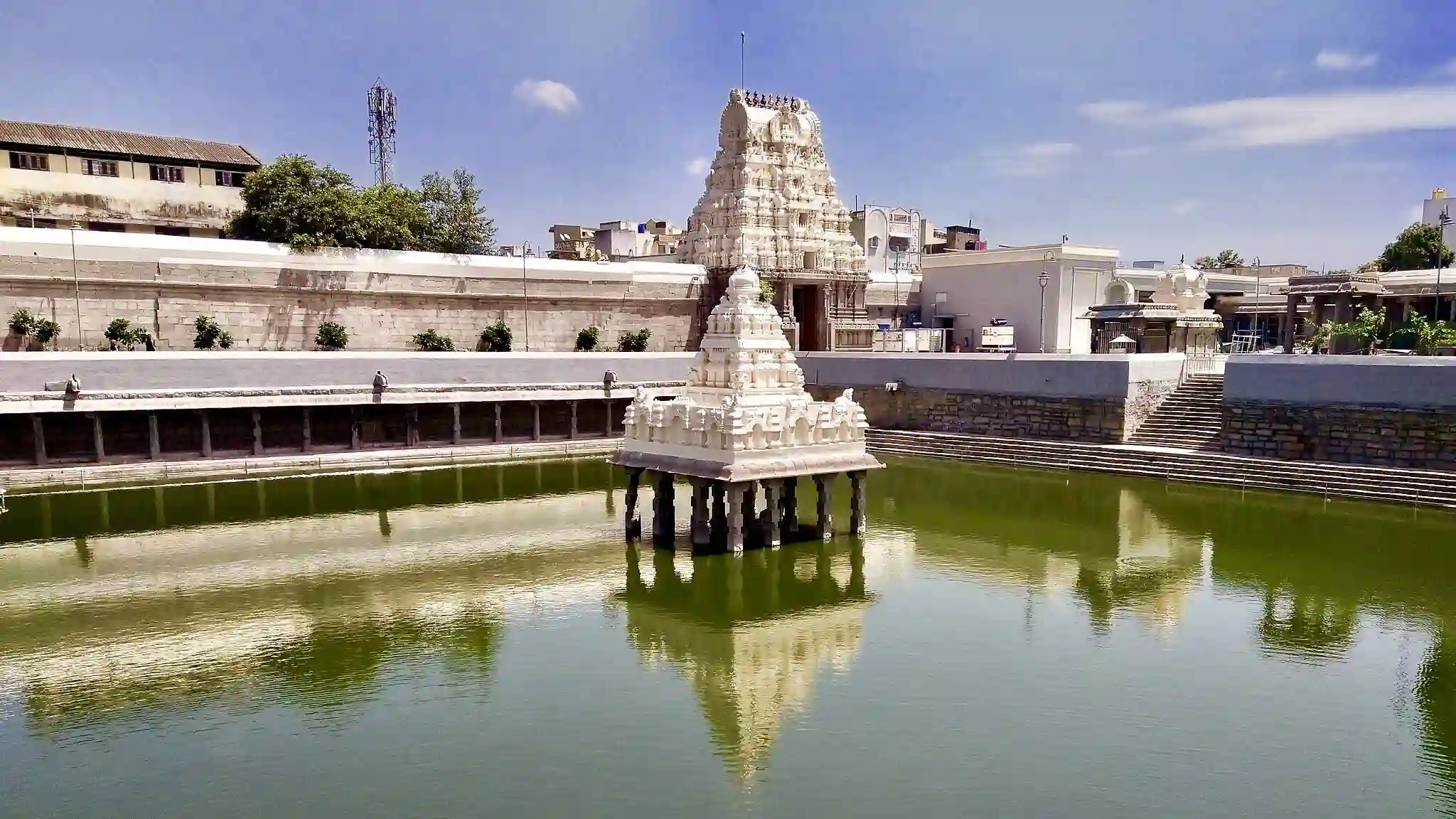 Kanchi_Kamakshi_Temple